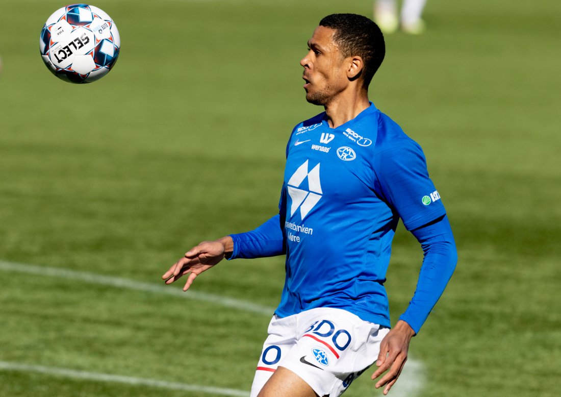 Mathis Bolly scoret begge mot Brann. Foto: Svein Ove Ekornesvåg / NTB