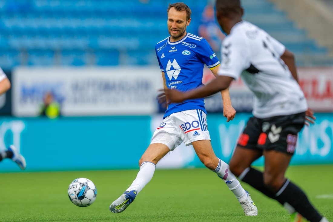 Magnus Wolff Eikrem startet scoringene mot Odd. Foto: Svein Ove Ekornesvåg / NTB