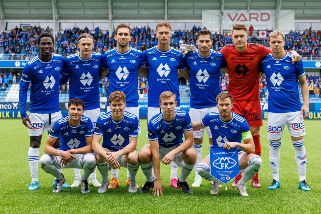 Moldes startellever: David Fofana (bak tv), Birk Risa, Benjamin Tiedemann Hansen, Magnus Grødem, Kristoffer Haugen, keeper Jacob Karlstrøm, Eirik Haugan. Rafik Zekhnini (foran tv), Emil Breivik, Sivert Mannsverk og Martin Linnes. Foto: Svein Ove Ekornesvåg / NTB