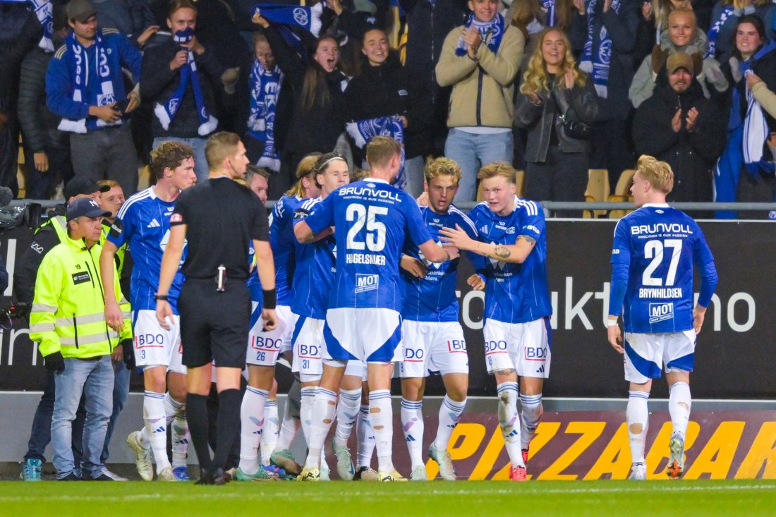 Moldejubel på Åråsen etter at Frederik Ihlerscoret seiersmålet mot Lillestrøm. Foto: Annika Byrde / NTB